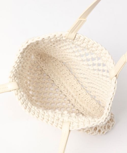 LOWRYS FARM(ローリーズファーム)の「マクラメキンチャクツキトート 260692(トートバッグ・レディース・アイボリー/ブラック/ブルー/レッド・FREE)」の12枚目の写真