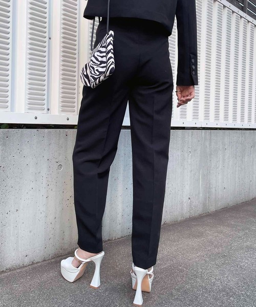 SPIRALGIRL(スパイラルガール)の「ベーシックタックパンツ(スラックス・レディース・グリーン/ブラック/ベージュ・FREE)」の5枚目の写真