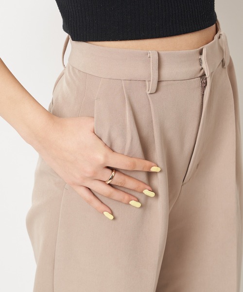 SPIRALGIRL(スパイラルガール)の「ベーシックタックパンツ(スラックス・レディース・グリーン/ブラック/ベージュ・FREE)」の10枚目の写真