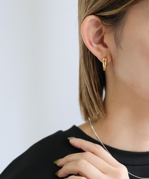 select MOCA（セレクトモカ）の「Vシェイプピアス（ピアス（両耳用）・レディース・シルバー/ゴールド・FREE）」の7枚目の写真