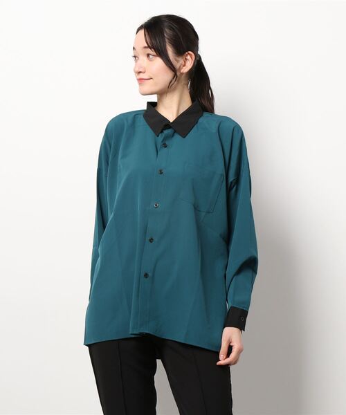 THISIS（ディスイズ）の「ビッグシルエット ポリストレッチ クレリックシャツ レディース（シャツ/ブラウス・レディース・グレイッシュベージュ/サックスブルー/グリーン/チャコール/ホワイト/ネイビー/ブラック/パープル・MEDIUM/X-LARGE/LARGE）」の6枚目の写真