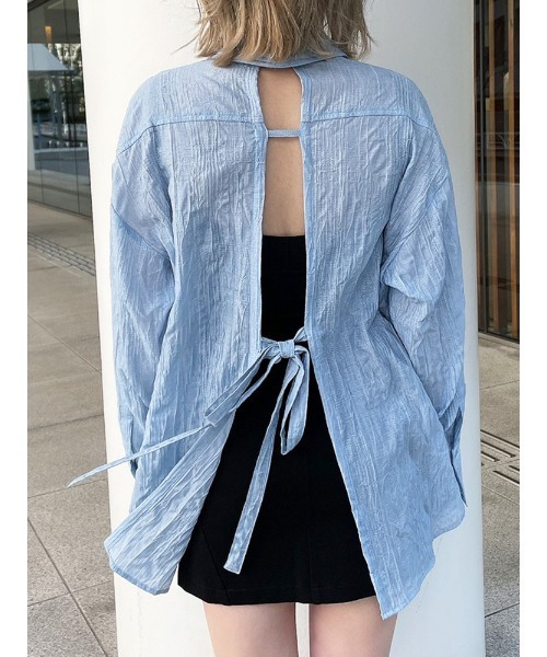 ENVYM（アンビー）の「オープンバックロングＳＨ（シャツ/ブラウス・レディース・ブラック/ブルー/ホワイト・FREE）」の16枚目の写真