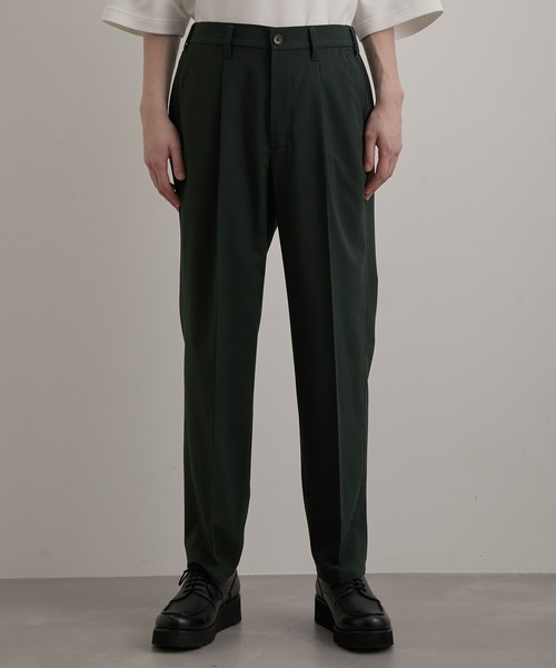 JUNRED(ジュンレッド)の「エアリーストレッチタックストレートパンツ(スラックス・メンズ・チャコールグレー/ライトグレー/ダークグリーン・L/M/S)」の16枚目の写真