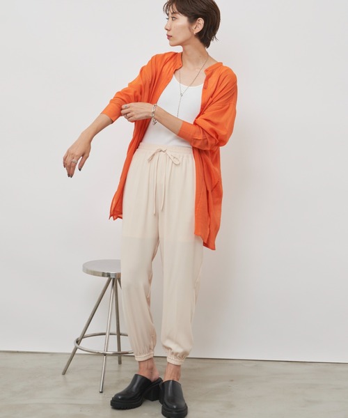Auntie Rosa Holiday(アンティローザホリデー)の「ジョーゼットジョガーパンツ / サイズ展開あり(その他パンツ・レディース・ブラック/カーキ/アイボリー・SMALL/MEDIUM)」の10枚目の写真