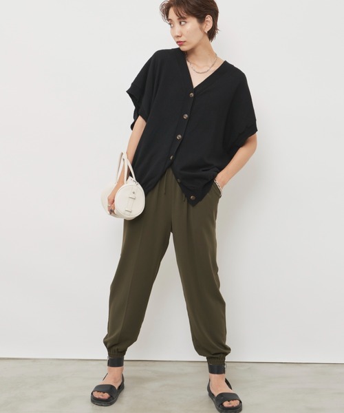 Auntie Rosa Holiday(アンティローザホリデー)の「ジョーゼットジョガーパンツ / サイズ展開あり(その他パンツ・レディース・ブラック/カーキ/アイボリー・SMALL/MEDIUM)」の18枚目の写真