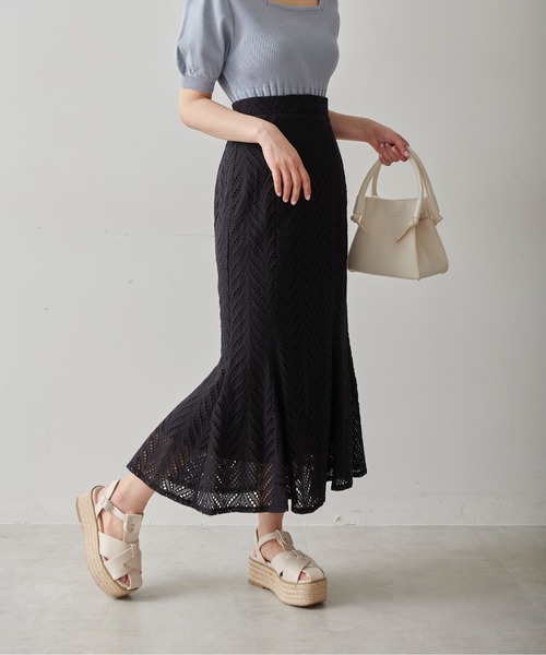 FREE'S MART（フリーズマート）の「◆カットワークレースマーメイドスカート（スカート・レディース・ブラック/ホワイト/ブルー・SMALL/MEDIUM）」の15枚目の写真