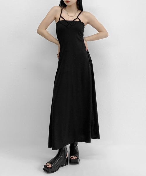 LVEU.(ラブユ.)の「Front cross long one-piece / フロントクロスロングワンピース(ワンピース・レディース・ブラック・FREE)」の10枚目の写真