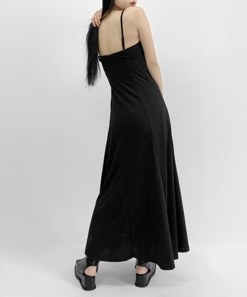 LVEU.(ラブユ.)の「Front cross long one-piece / フロントクロスロングワンピース(ワンピース・レディース・ブラック・FREE)」の11枚目の写真