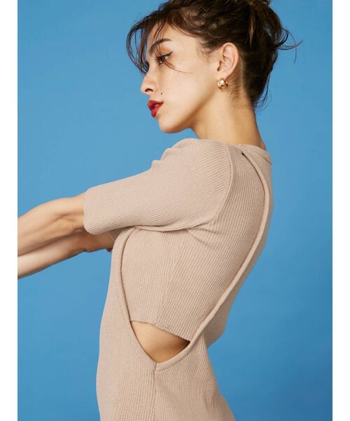 EVRIS（エヴリス）の「サイドオープンニットワンピース（ワンピース・レディース・ブラック/ベージュ/ピンク・FREE）」の17枚目の写真