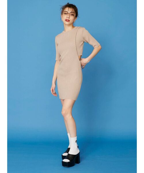 EVRIS（エヴリス）の「サイドオープンニットワンピース（ワンピース・レディース・ブラック/ベージュ/ピンク・FREE）」の22枚目の写真