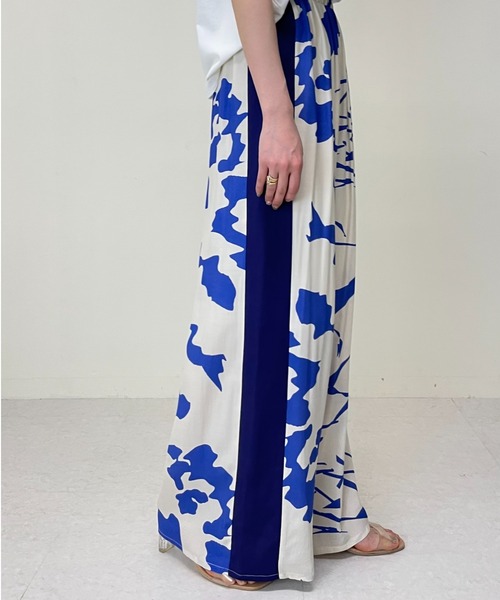 TEVALT(ヴァレット)の「サイド配色オリジナルptPT(その他パンツ・レディース・ベージュ/オフホワイト・38)」の15枚目の写真