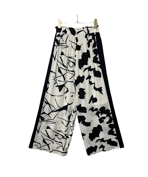 TEVALT(ヴァレット)の「サイド配色オリジナルptPT(その他パンツ・レディース・ベージュ/オフホワイト・38)」の20枚目の写真