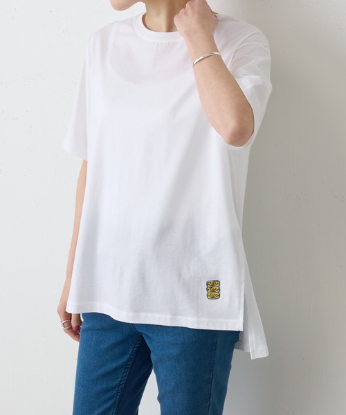 BEARDSLEY(ビアズリー)の「MarketワッペンゆるT(Tシャツ/カットソー・レディース・ホワイト/ネイビー・FREE)」の1枚目の写真