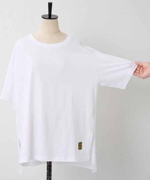 BEARDSLEY(ビアズリー)の「MarketワッペンゆるT(Tシャツ/カットソー・レディース・ホワイト/ネイビー・FREE)」の12枚目の写真