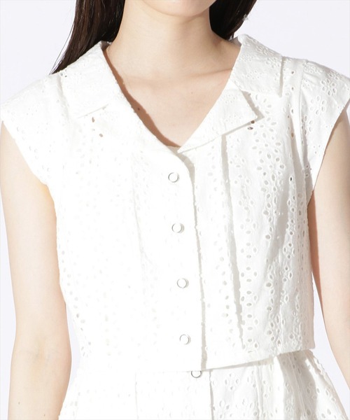 REDYAZEL（レディアゼル）の「コットンアイレットレースセットアップ（ワンピース・レディース・オフホワイト/オレンジ/カーキ/ブラック・SMALL/MEDIUM）」の18枚目の写真