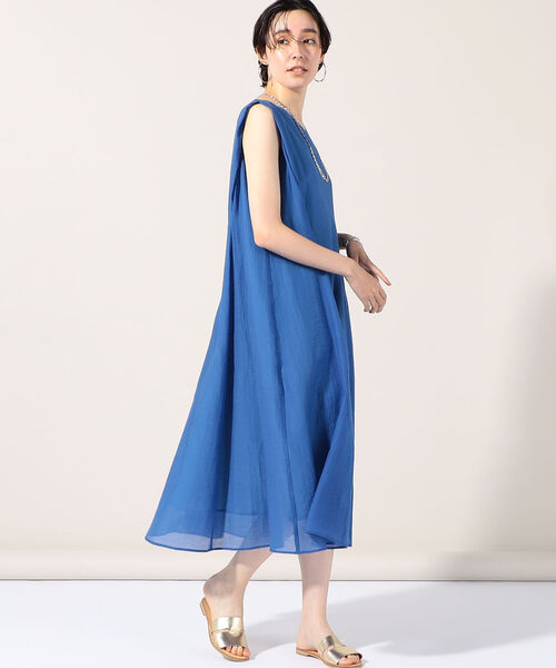 NOLLEY’S（ノーリーズ）の「カラミワッシャーフレアワンピース（ワンピース・レディース・ブラック/ブルー/グリーン・38）」の4枚目の写真