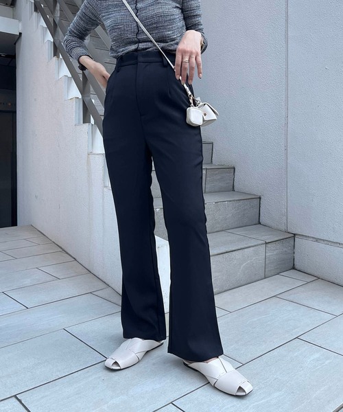 CAPRICIEUX LE'MAGE(カプリシューレマージュ)の「スタイルアップフレアパンツ(その他パンツ・レディース・ブラック/モカ/ホワイト系その他・38/36)」の1枚目の写真