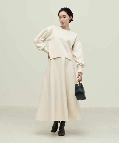 NOLLEY’S(ノーリーズ)の「【WEB限定カラーあり】パール付きプルオーバーニット(ニット/セーター・レディース・ネイビー/オフホワイト/ブラック・38)」の17枚目の写真