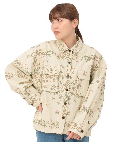 チチカカ（チチカカ）の「ビッグバンダナオーバーシャツ（シャツ/ブラウス・レディース・アイボリー/ベージュ/ネイビー・FREE）」の14枚目の写真