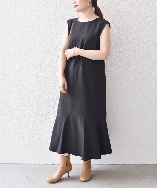 SHIPS(シップス)の「*〈手洗い可能〉ペプラムワンピース◆(ワンピース・レディース・ブラック/ライトグレー/ロイヤルブルー/ベビーピンク・ONE SIZE)」の21枚目の写真