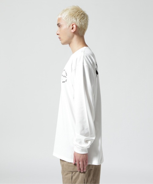 AVIREX（アヴィレックス）の「L/S VARSITY LOGO 2.0 T-SHIRT / ヴァーシティロゴ 2.0 長袖Tシャツ（Tシャツ/カットソー・メンズ・ネイビー/ホワイト系2/ブラック/オレンジ・2XL/L/M/XL）」の19枚目の写真