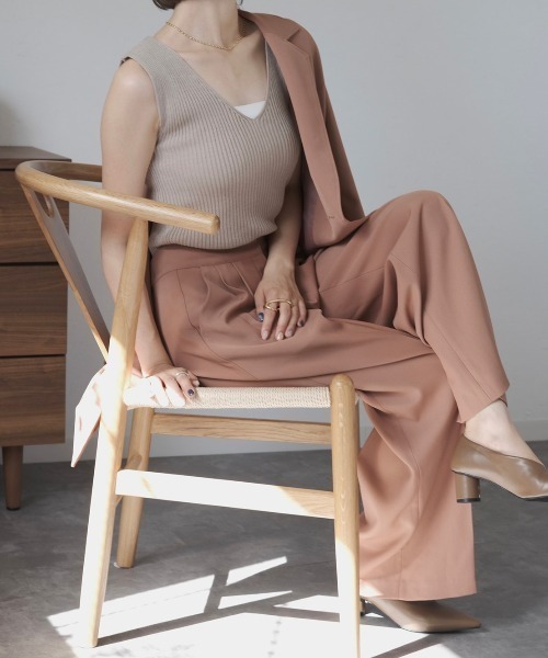 Reurie'（レウリィ）の「カラースラックス(セットアップ対応) / ワイドスラックス ルーズ ロング カラーパンツ ワイドストレート テラコッタ ブルー カーキ setup（スラックス・レディース・カーキ/ライトブルー/テラコッタ・FREE）」の11枚目の写真