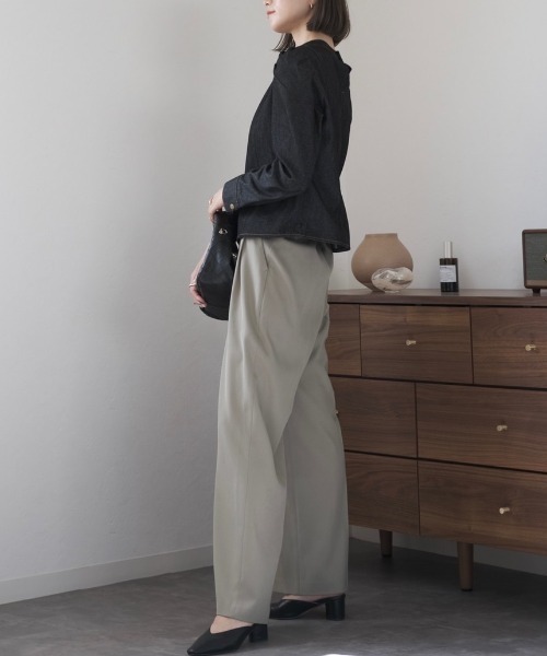 Reurie'（レウリィ）の「カラースラックス(セットアップ対応) / ワイドスラックス ルーズ ロング カラーパンツ ワイドストレート テラコッタ ブルー カーキ setup（スラックス・レディース・カーキ/ライトブルー/テラコッタ・FREE）」の21枚目の写真