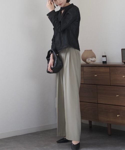 Reurie'（レウリィ）の「カラースラックス(セットアップ対応) / ワイドスラックス ルーズ ロング カラーパンツ ワイドストレート テラコッタ ブルー カーキ setup（スラックス・レディース・カーキ/ライトブルー/テラコッタ・FREE）」の20枚目の写真