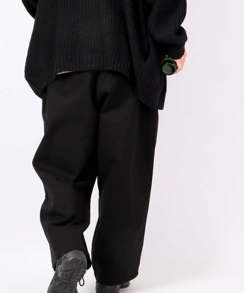 Revo.（レボ）の「Revo. バギーシルエット タック チノパンツ（チノパンツ・メンズ・ベージュ/アイボリー/ブラック/カーキ・1/2）」の8枚目の写真