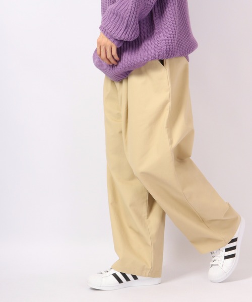 Revo.（レボ）の「Revo. バギーシルエット タック チノパンツ（チノパンツ・メンズ・ベージュ/アイボリー/ブラック/カーキ・1/2）」の16枚目の写真