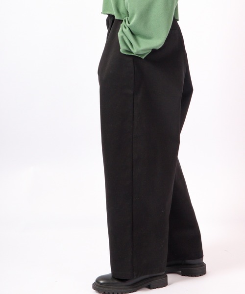 Revo.（レボ）の「Revo. バギーシルエット タック チノパンツ（チノパンツ・メンズ・ベージュ/アイボリー/ブラック/カーキ・1/2）」の11枚目の写真