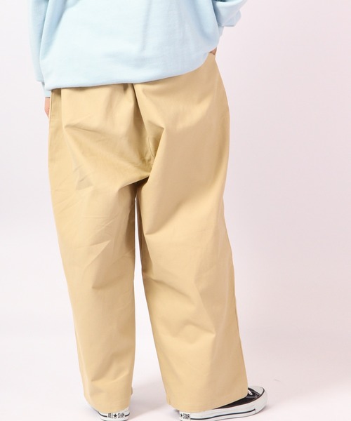 Revo.（レボ）の「Revo. バギーシルエット タック チノパンツ（チノパンツ・メンズ・ベージュ/アイボリー/ブラック/カーキ・1/2）」の21枚目の写真