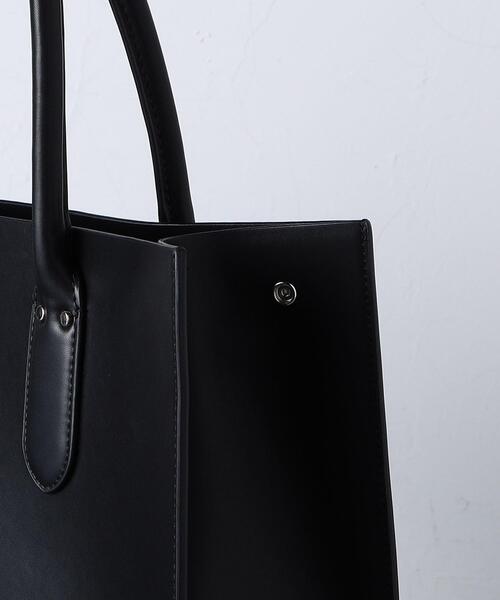 ユナイテッドアローズ トートバッグ オールレザー A4可 チャーム ブラック UNITED ARROWS（ユナイテッドアローズ）の「リサイクルレザー