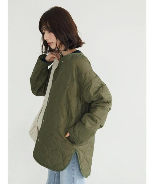 Green Parks(グリーンパークス)の「ミドル丈キルトブルゾン(ブルゾン・レディース・カーキ/アイボリー/ブラック・FREE)」の4枚目の写真