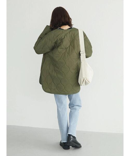 Green Parks(グリーンパークス)の「ミドル丈キルトブルゾン(ブルゾン・レディース・カーキ/アイボリー/ブラック・FREE)」の16枚目の写真