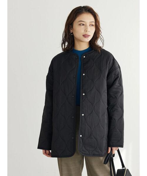 Green Parks(グリーンパークス)の「ミドル丈キルトブルゾン(ブルゾン・レディース・カーキ/アイボリー/ブラック・FREE)」の14枚目の写真