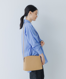 collex | 牛革　3つ仕切り　ソフトスクエアショルダーバッグ(ショルダーバッグ)