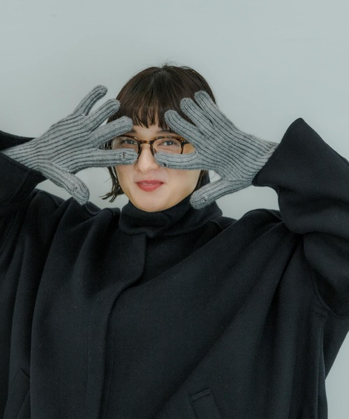 SMELLY（スメリー）の「ホールタッチニットグローブ（手袋・レディース・グレー/ベージュ・-）」の17枚目の写真