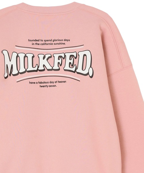 MILKFED.(ミルクフェド)の「COOPER LOGO BIG SWEAT TOP(スウェット・レディース・ライトブルー/ブラック/オフホワイト/ライトピンク/チャコール・ONE SIZE)」の5枚目の写真