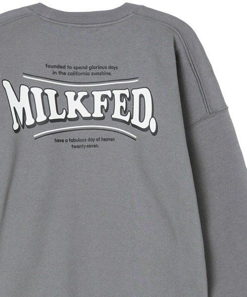 MILKFED.(ミルクフェド)の「COOPER LOGO BIG SWEAT TOP(スウェット・レディース・ライトブルー/ブラック/オフホワイト/ライトピンク/チャコール・ONE SIZE)」の3枚目の写真