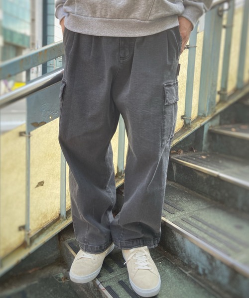 DC(ディーシー)の「DC/ディーシー ワイドカーゴパンツ カーゴデニム/イージーパンツ ワイドデニム/ビッグポケット ウェストゴム DPT231025(カーゴパンツ・メンズ・ブラック/カーキ/ネイビー・L/M/XL)」の4枚目の写真