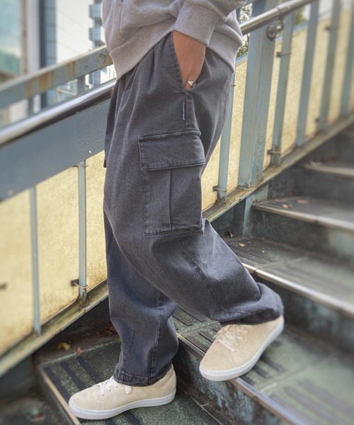 DC(ディーシー)の「DC/ディーシー ワイドカーゴパンツ カーゴデニム/イージーパンツ ワイドデニム/ビッグポケット ウェストゴム DPT231025(カーゴパンツ・メンズ・ブラック/カーキ/ネイビー・L/M/XL)」の5枚目の写真