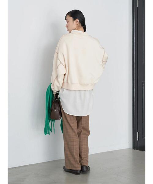 earth music&ecology(アースミュージックアンドエコロジー)の「配色ステッチウラキモウプルオーバー(Tシャツ/カットソー・レディース・ブルー/ブラック/アイボリー/グリーン/オレンジ・FREE)」の9枚目の写真