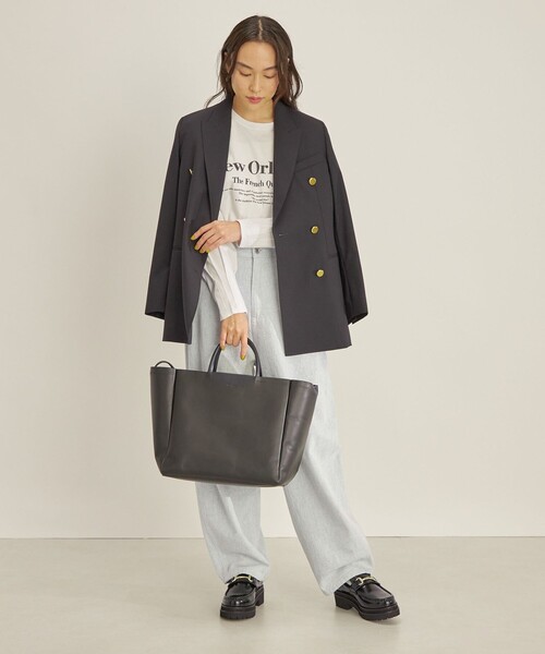 SHIPS(シップス)の「強撚天竺 タック スリーブ プリント TEE◇(Tシャツ/カットソー・レディース・オフホワイト/チャコールグレー・ONE SIZE)」の20枚目の写真