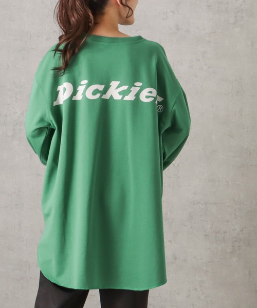 Dickies(ディッキーズ)の「Dickies ディッキーズ バックプリントロゴ裾ラウンドチュニック丈ロングスリーブTシャツ(Tシャツ/カットソー・レディース・ブルー/グリーン/ホワイト・フリー)」の16枚目の写真