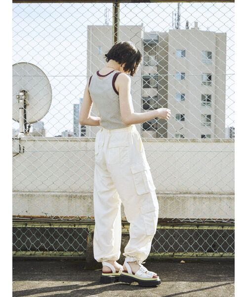 jouetie（ジュエティ）の「ナイロンカーゴパンツ（その他パンツ・レディース・アイボリー/ブラック/イエロー/カーキ・MEDIUM）」の18枚目の写真