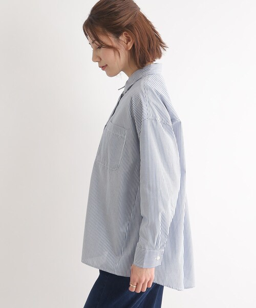 SHOO・LA・RUE（シューラルー）の「◆【大人のラフアイテム】一枚は持っていたいベーシックシャツ（シャツ/ブラウス・レディース・ネイビー系2/ベージュ系2/ホワイト・02/03/04）」の5枚目の写真