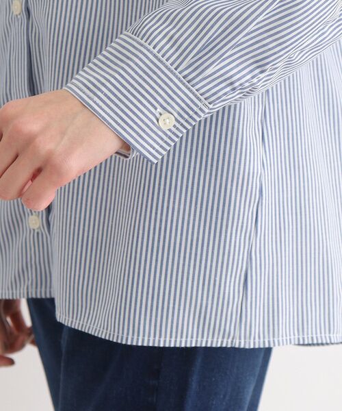 SHOO・LA・RUE（シューラルー）の「◆【大人のラフアイテム】一枚は持っていたいベーシックシャツ（シャツ/ブラウス・レディース・ネイビー系2/ベージュ系2/ホワイト・02/03/04）」の8枚目の写真