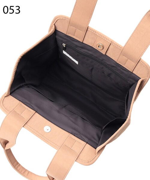 OPAQUE.CLIP（オペークドットクリップ）の「◆ナイロントートバッグ【撥水加工/A4収納可】（トートバッグ・レディース・サンドベージュ/ブラック・00）」の16枚目の写真