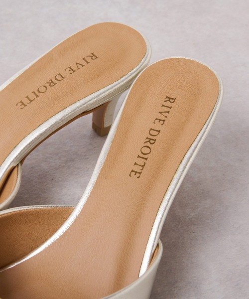 RIVE DROITE(リヴドロワ)の「春夏の足元を軽やかに/メタリックヒールミュール(サンダル・レディース・ゴールド・36/37/38)」の12枚目の写真